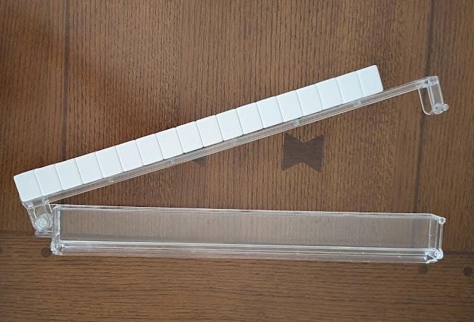 Mahjong "Flip Finish" Tile Racks - Clear Acrylic (Set of 4) with Pushers & Winning Hand Reveal